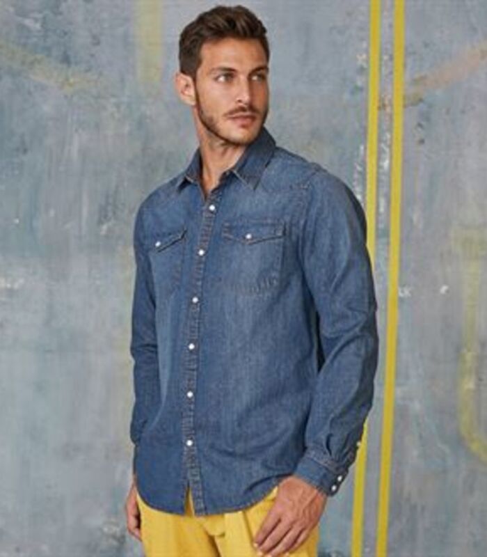 Men's long-sleeved denim shirt Thumbnail
