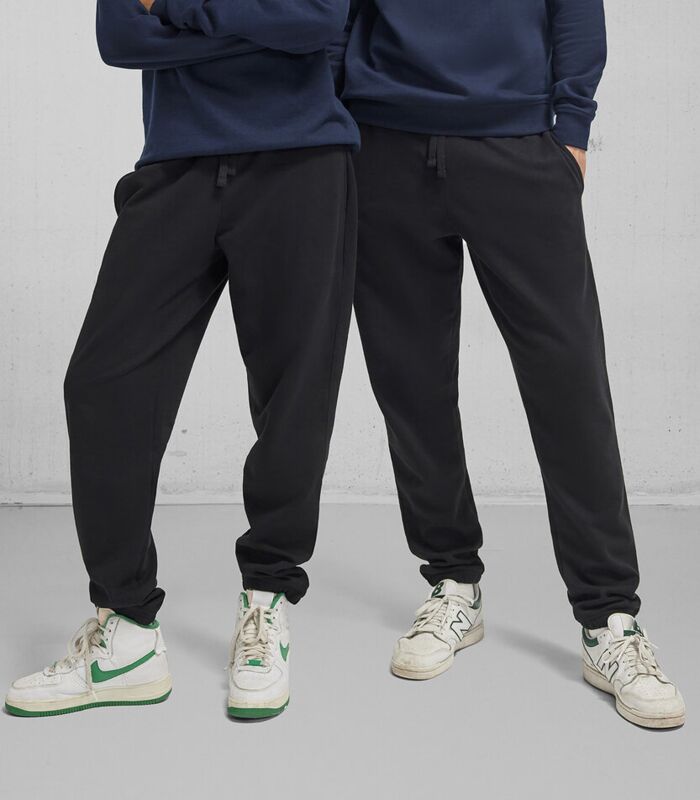 B&C ID.000 sweatpants Thumbnail